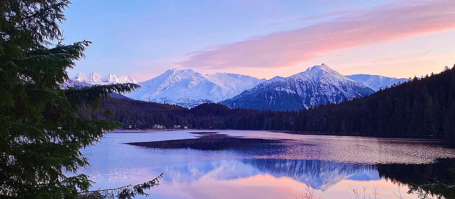 Image for Cost of Living in Alaska: Average Rent, Groceries, Utilities, and More