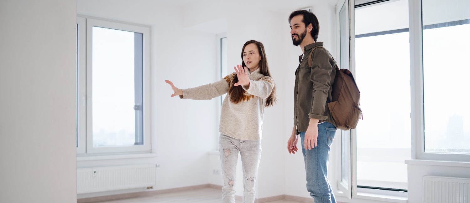 Take your own self-guided apartment tour.