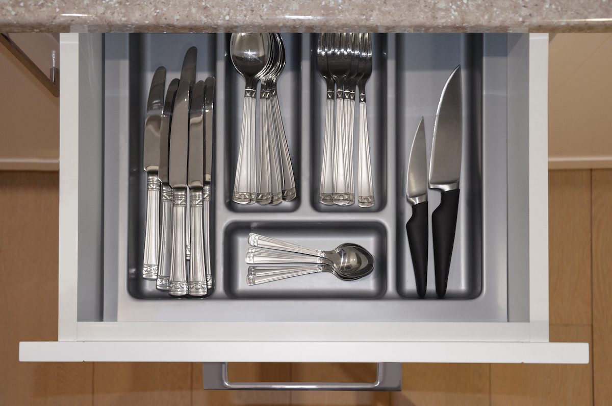 Cutlery in the drawer