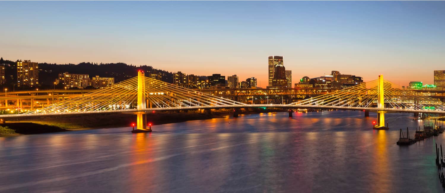 Image for Should I Move to Portland, OR? 10 Pros and Cons to Consider